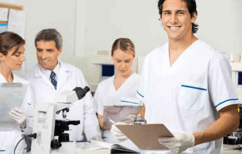 Auxiliar de laboratorio